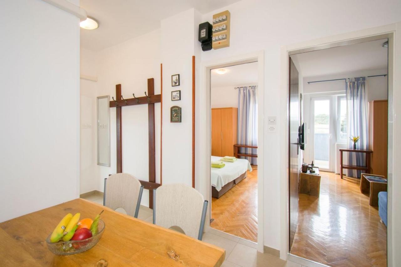 Apartment M In