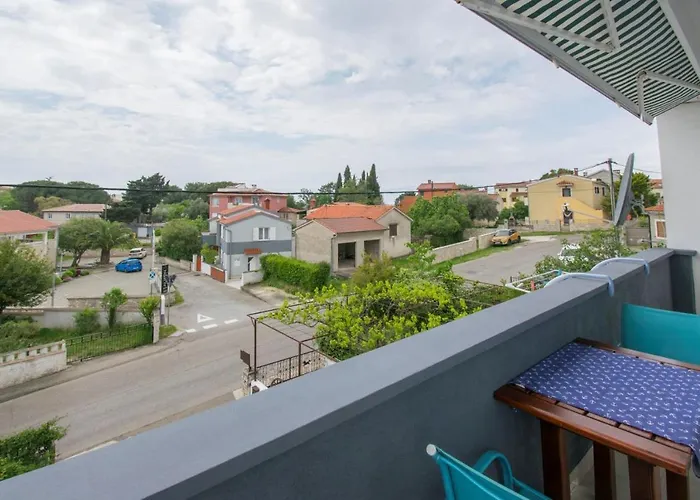 Apartman M In Premantura